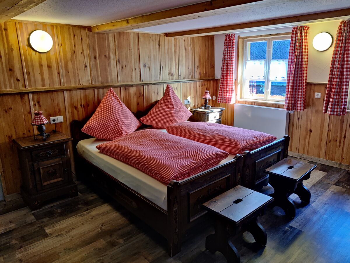 schlafzimmer-1og-bauernstube (1)